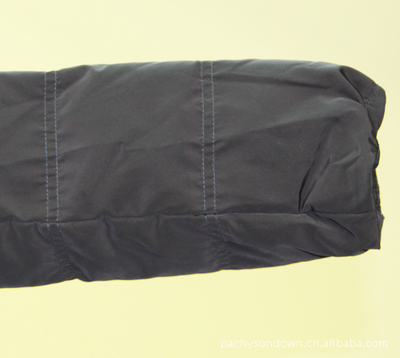 外貿(mào)服裝廠(chǎng)家批發(fā)供應(yīng)收腰連帽女裝保暖羽絨服